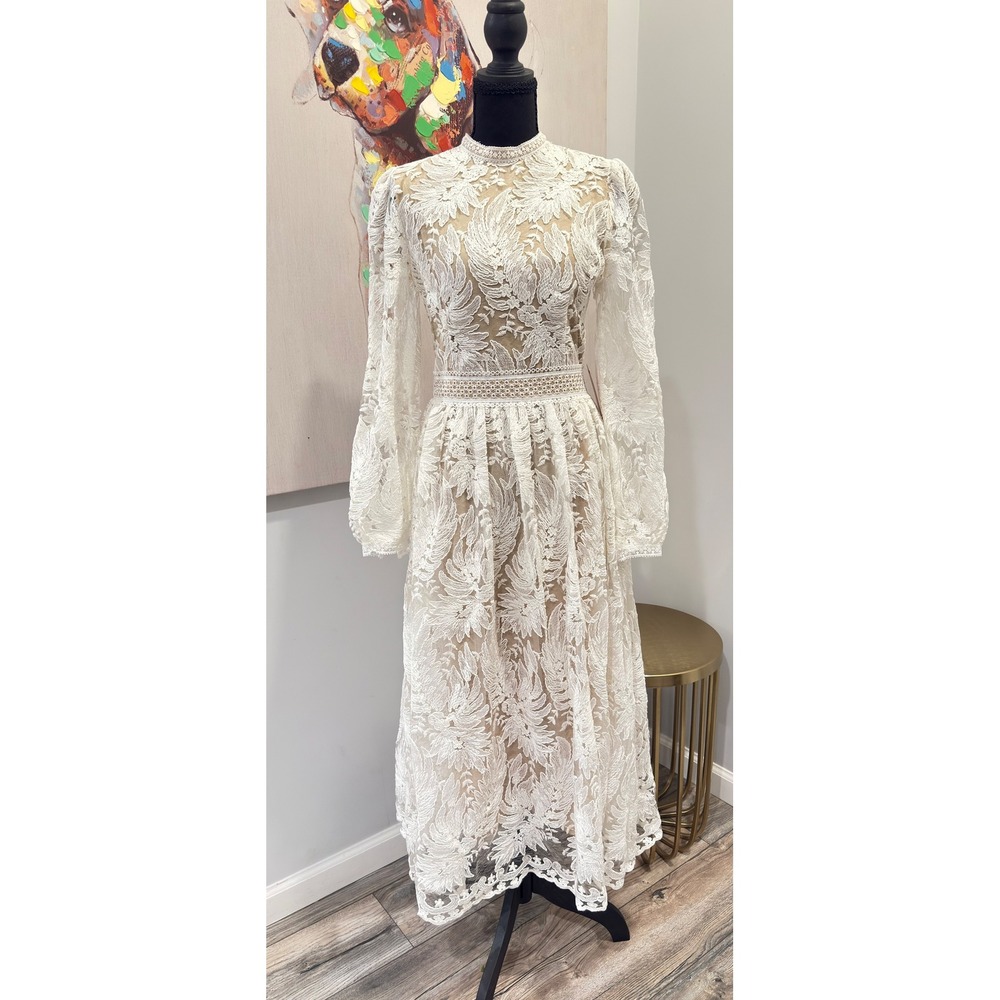 Ivy City Co Naples Dress White Floral Lace Long Sleeve Midi Gown Size 4
